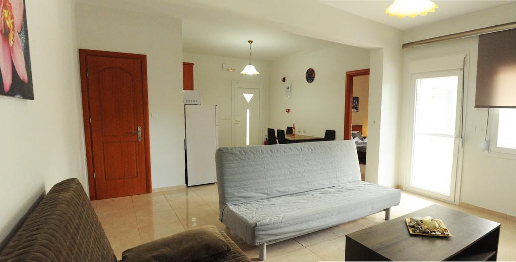Onites Elegant Suites 斯卡拉伯塔麦斯 外观 照片
